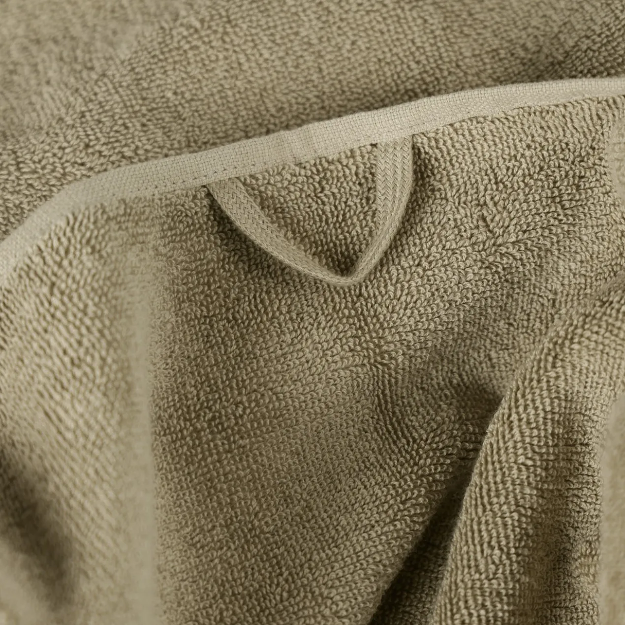 Handdoek pistachio green 50x100 cm
