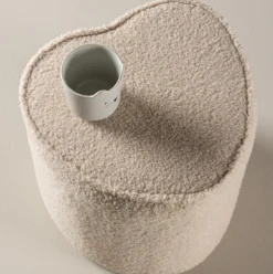Hartvormige kinderpoef teddystof Jilly Beige