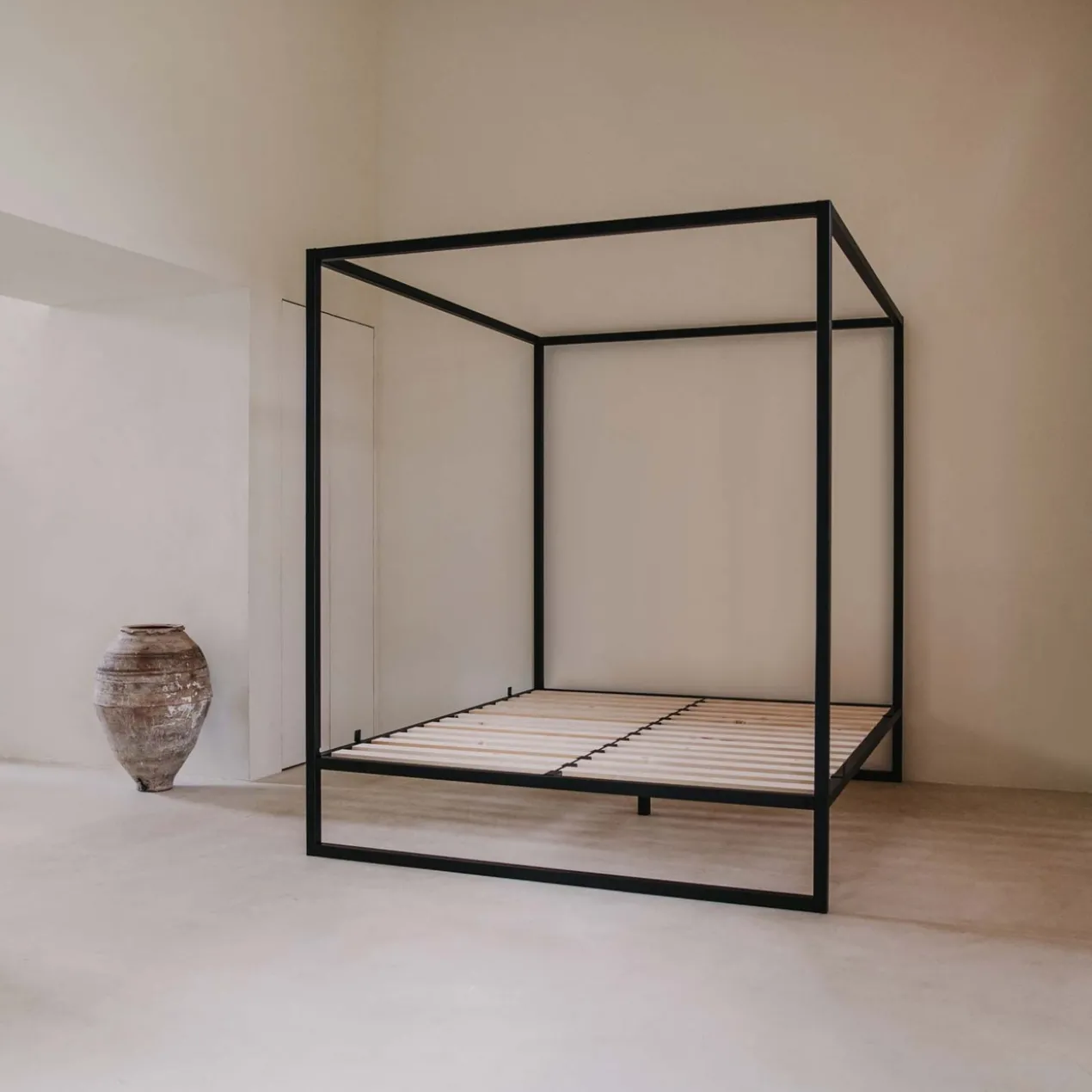 Hemelbed bedframe °02 | Zwart 160 x 210 cm