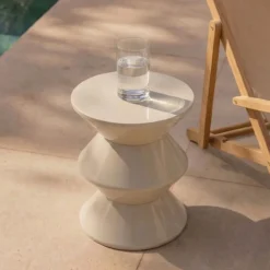 Kick bijzettafel Lotus - Beige