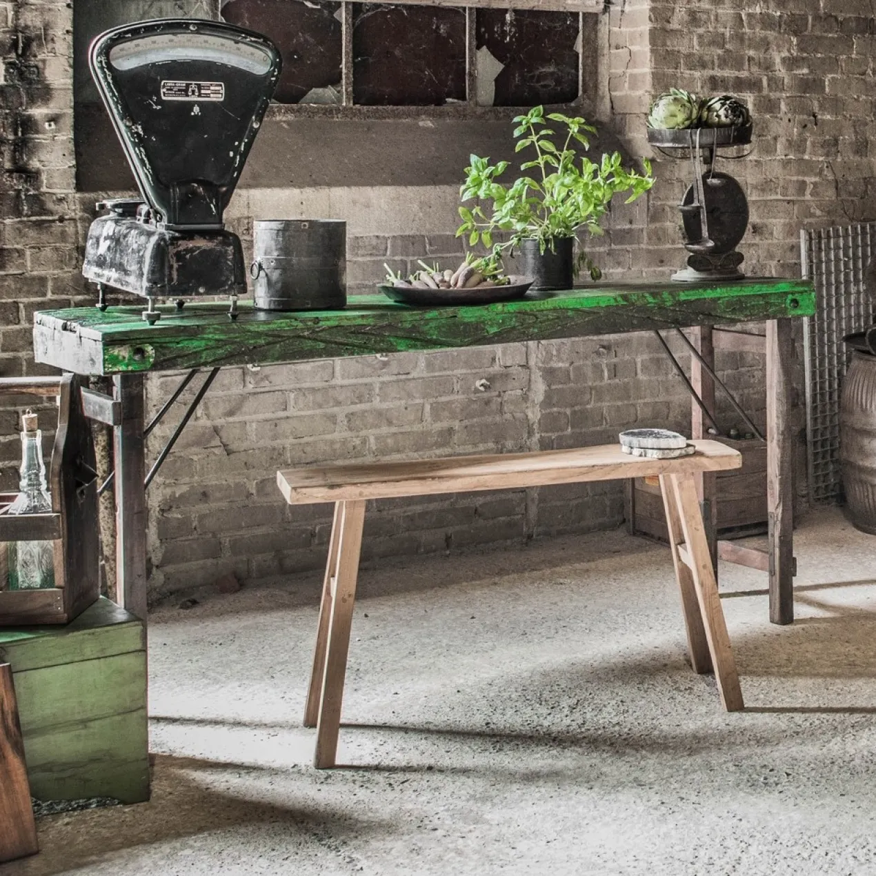 Kruk / Carpenter bench Java 80cm - BETW2