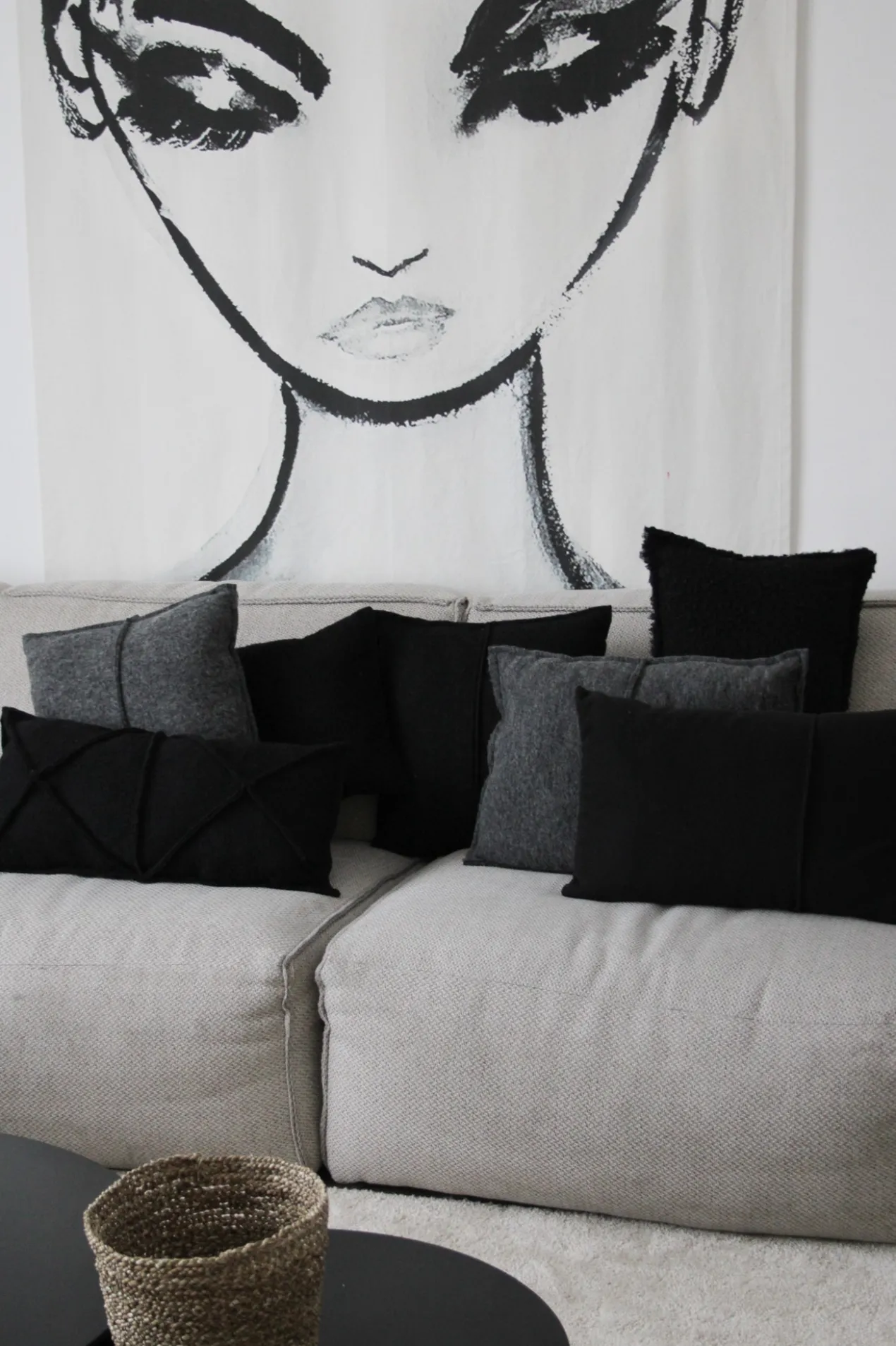 kussen wol zwart 45x45cm
