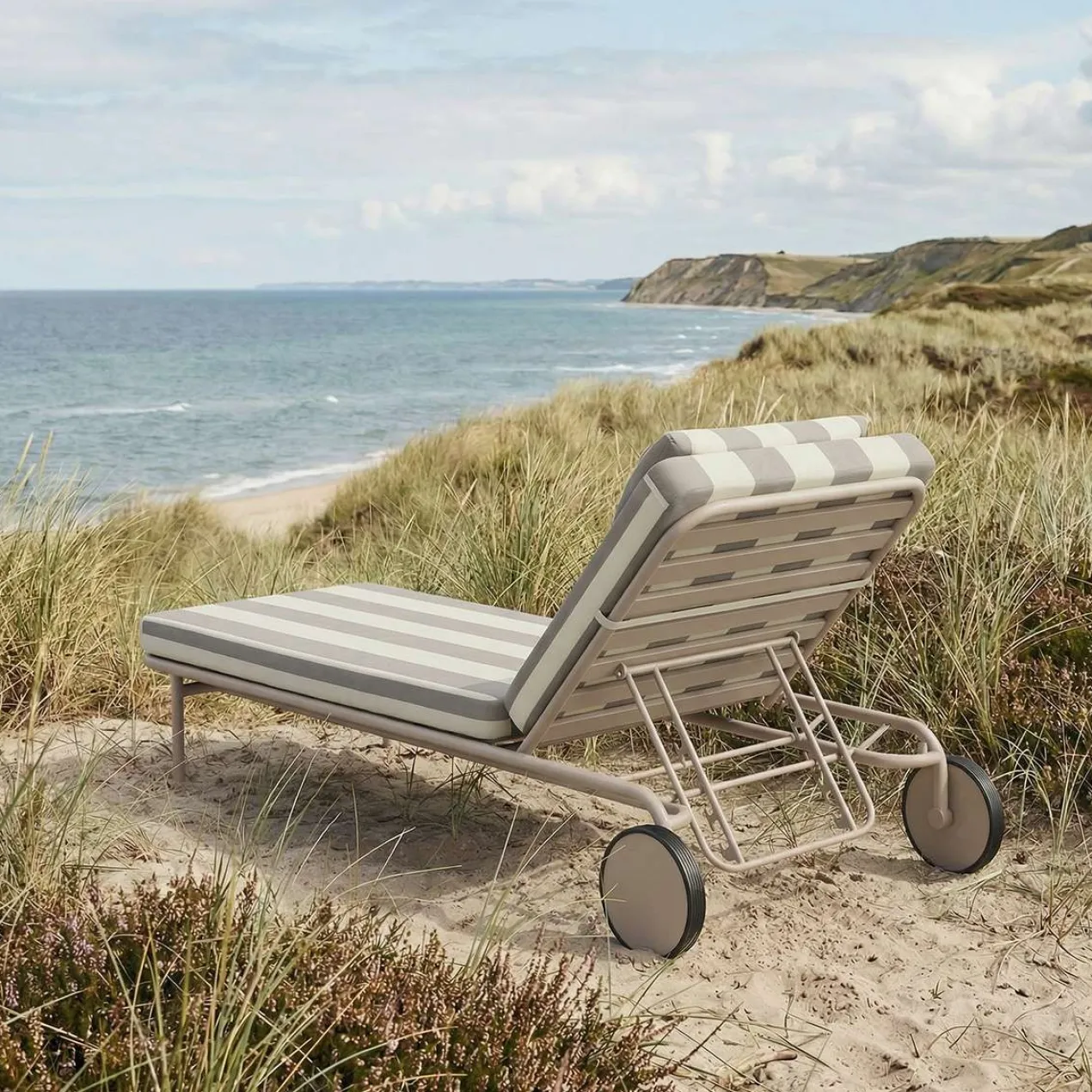 Ligbed Mollis sunbed taupe