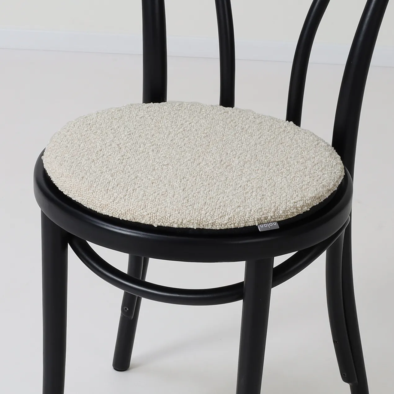 Lot zitkussen bouclé beige