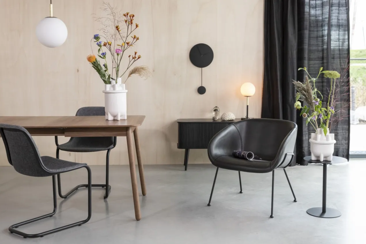 Lounge chair feston black