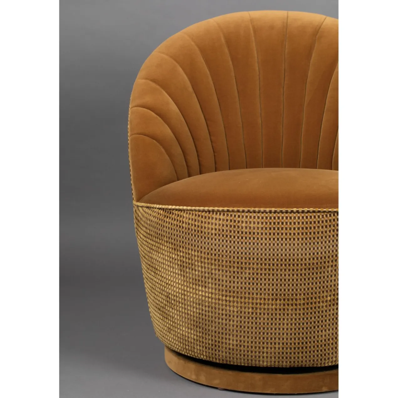Lounge chair madison whiskey