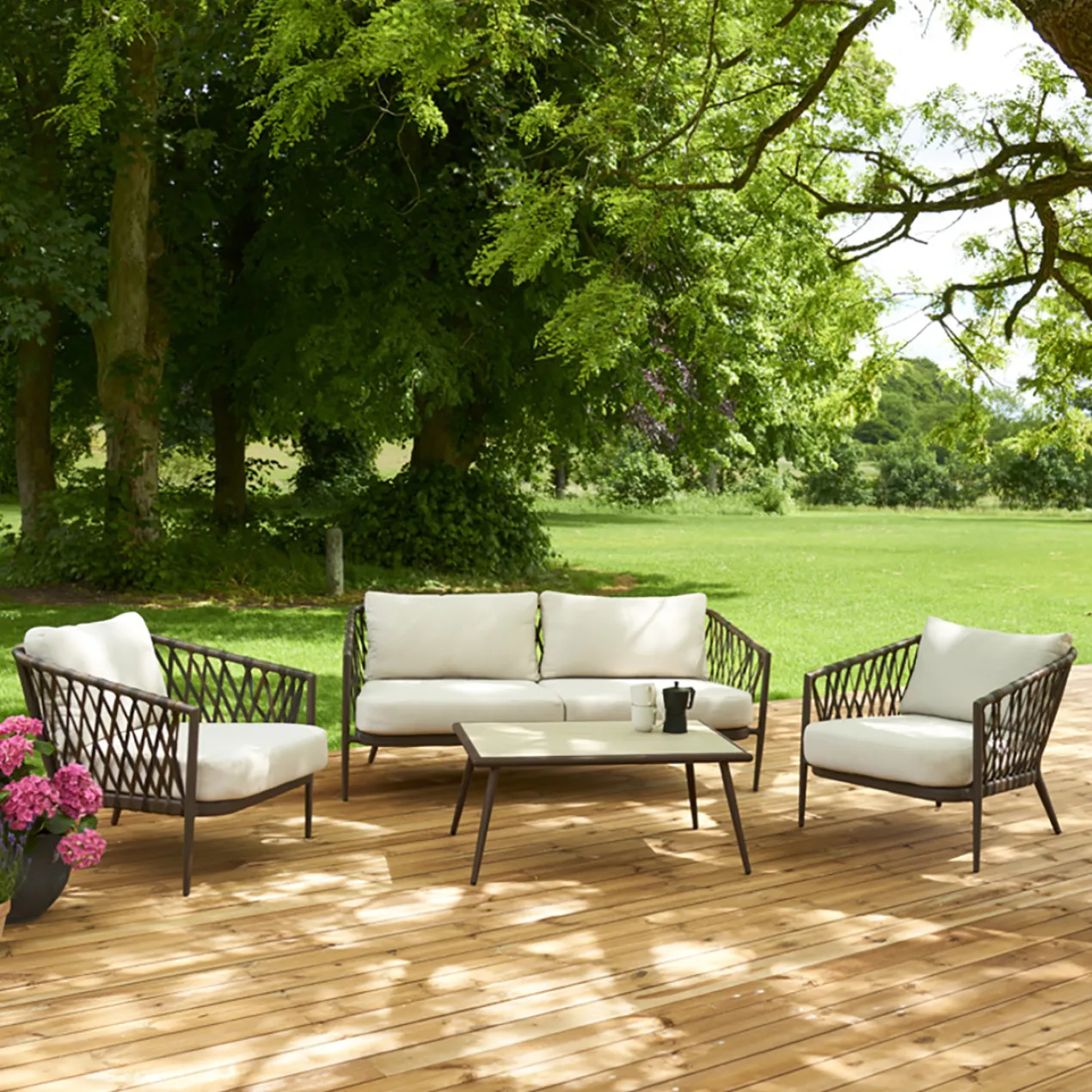 Loungeset Marloes 4 delig beige