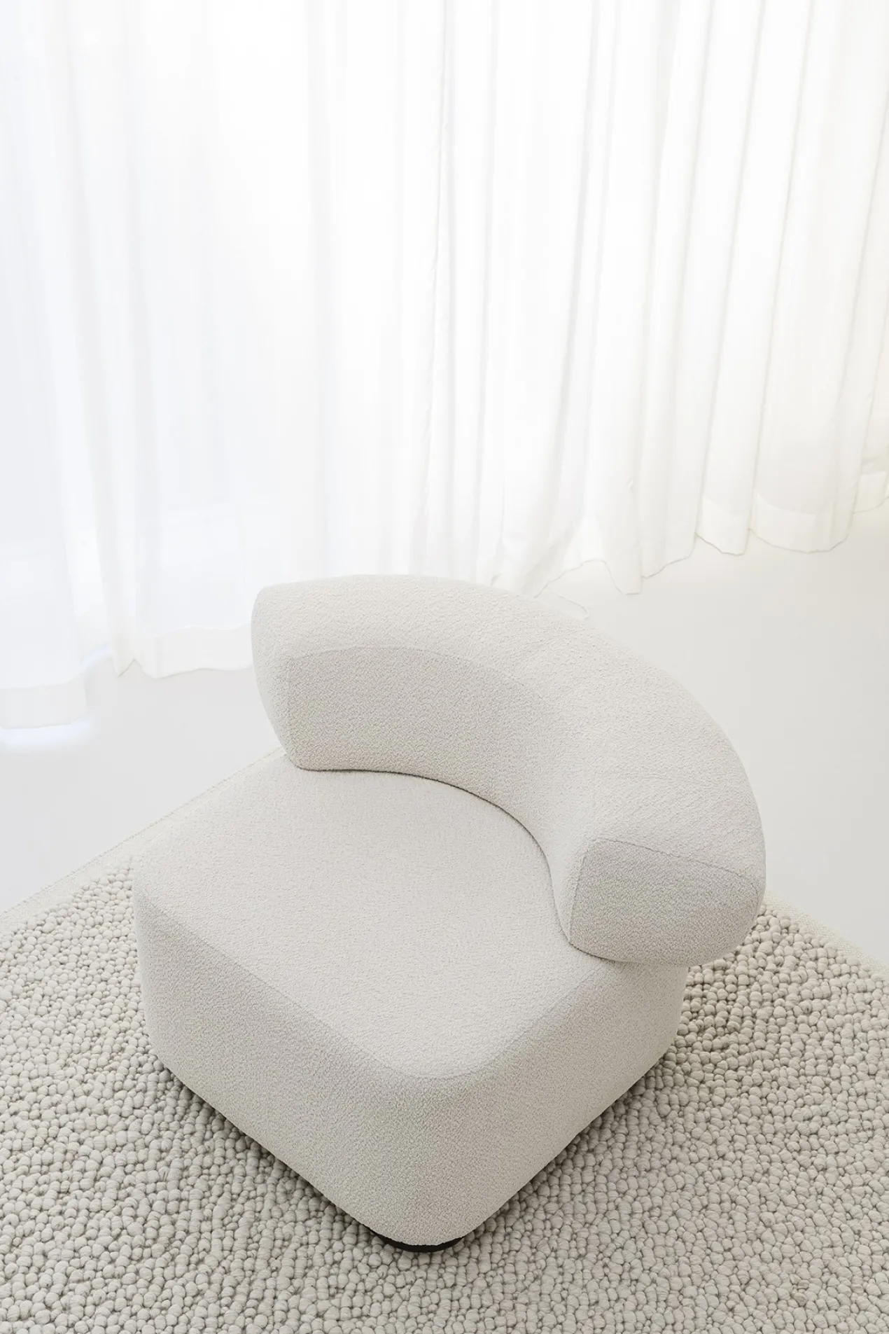 Luna Lounge 1 Seater Facet 1037 frame zwart