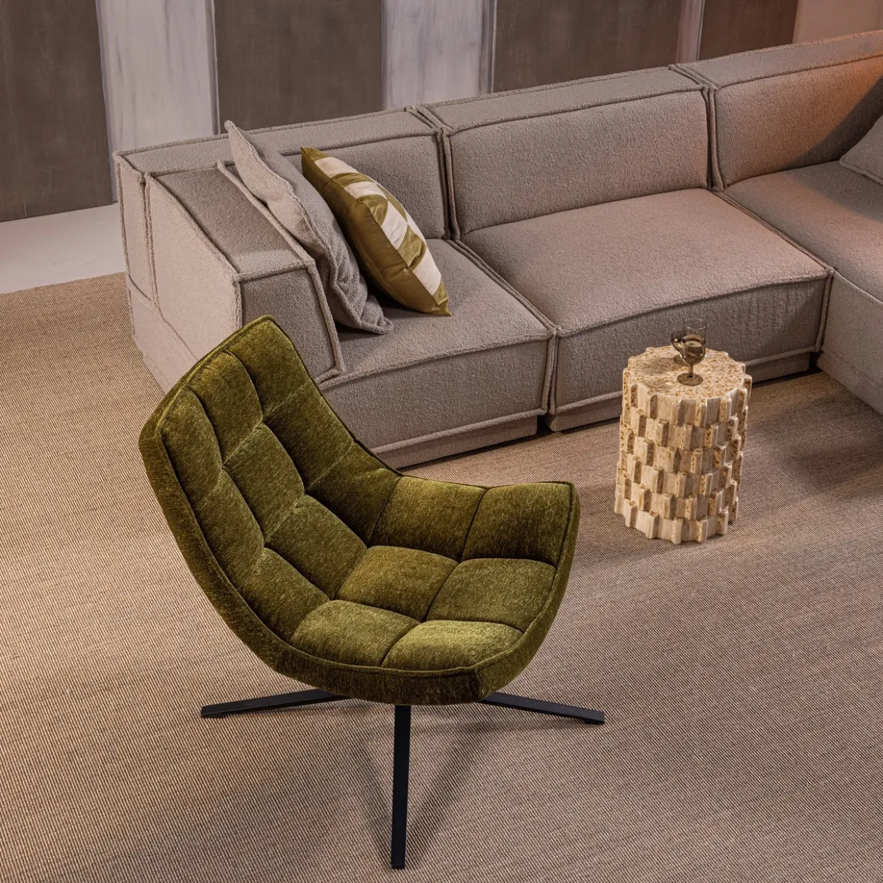 Maudi draaifauteuil chenille structuur groen
