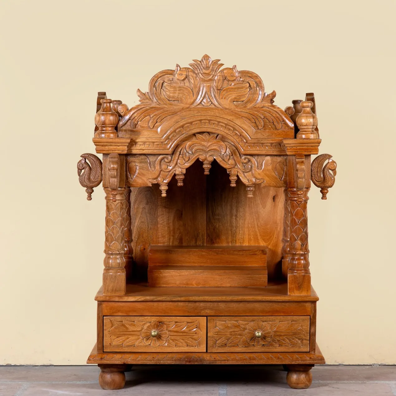 Meher - Handgesneden Mandir van Mangohout