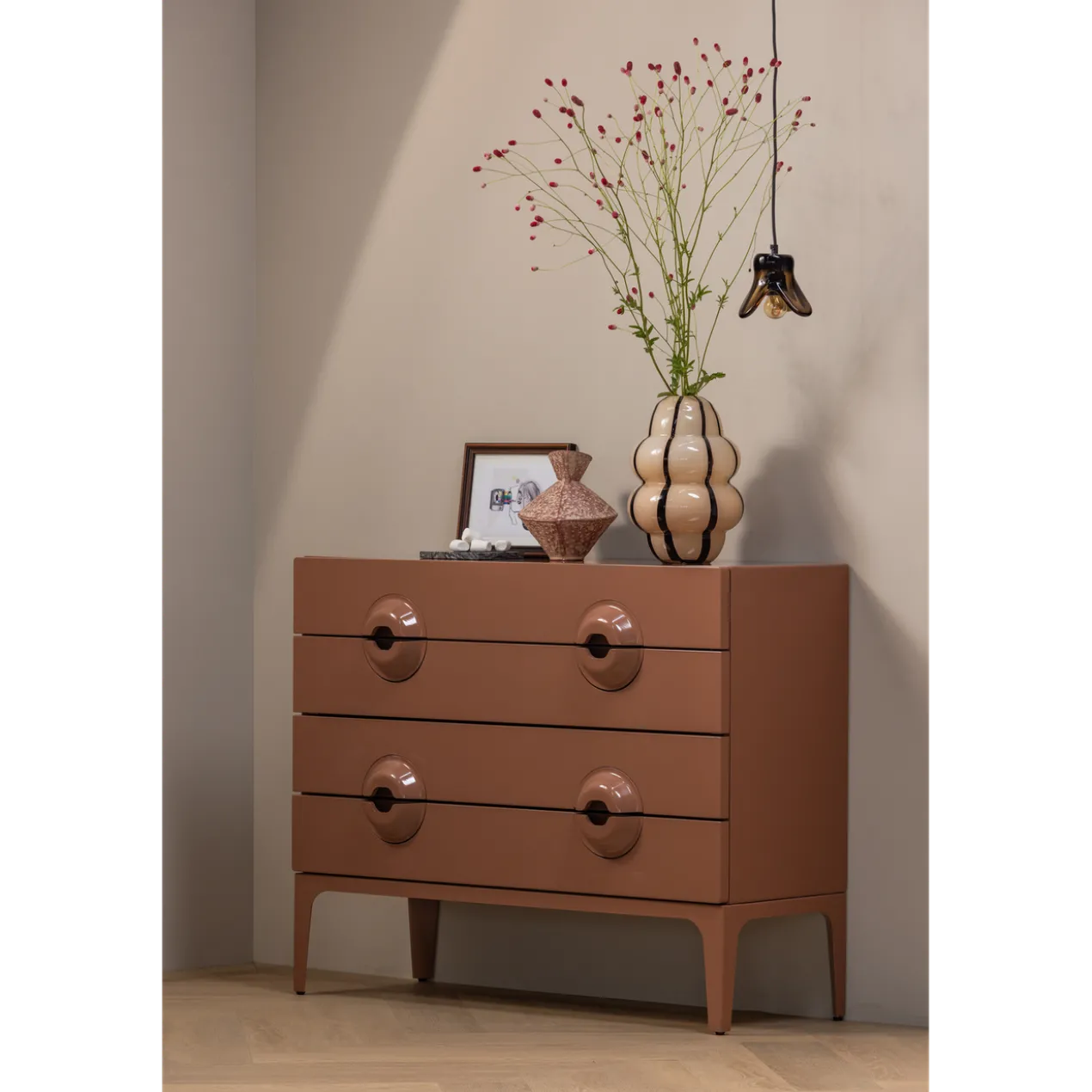 Merge ladekast eucalyptushout oudroze