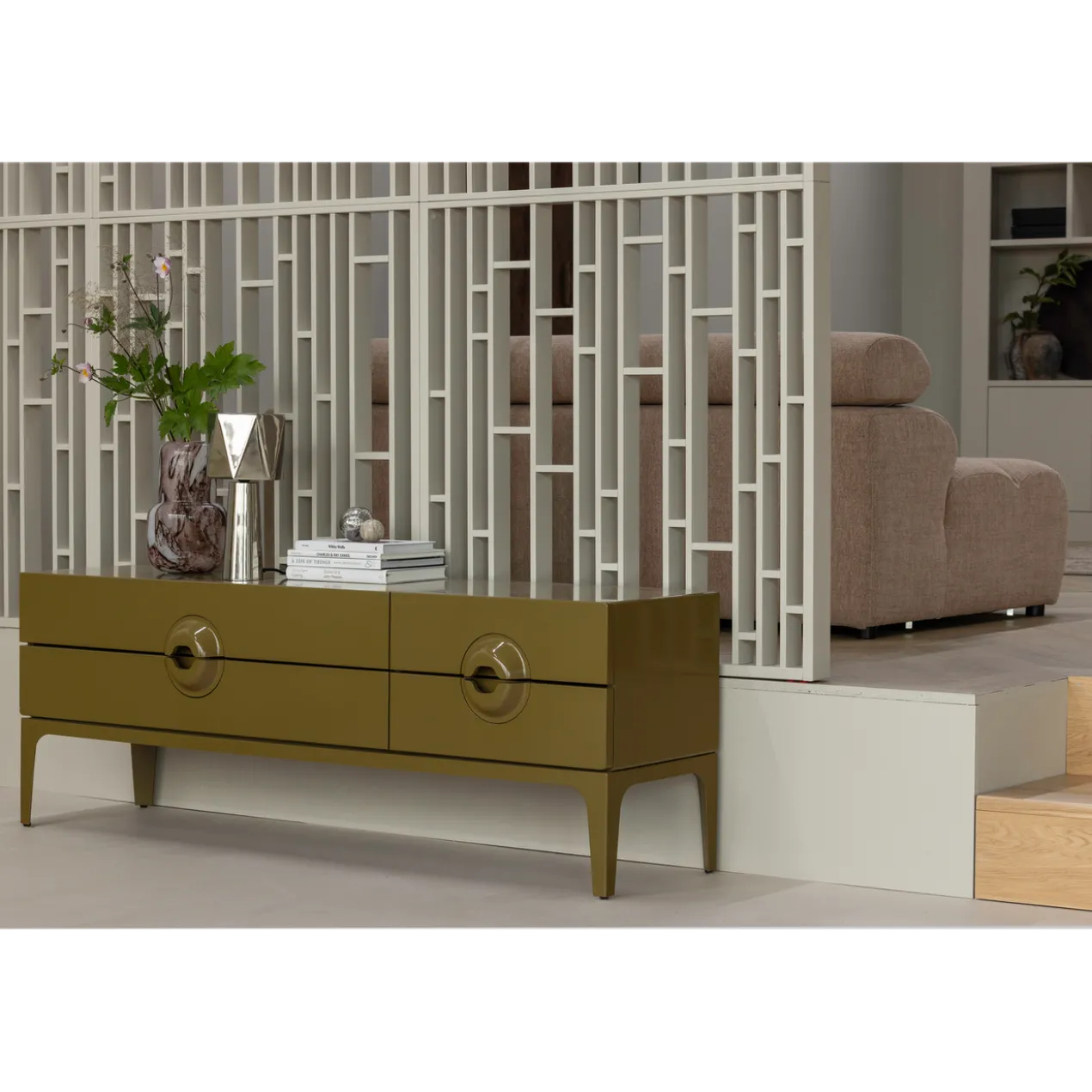 Merge tv meubel eucalyptushout honinggeel