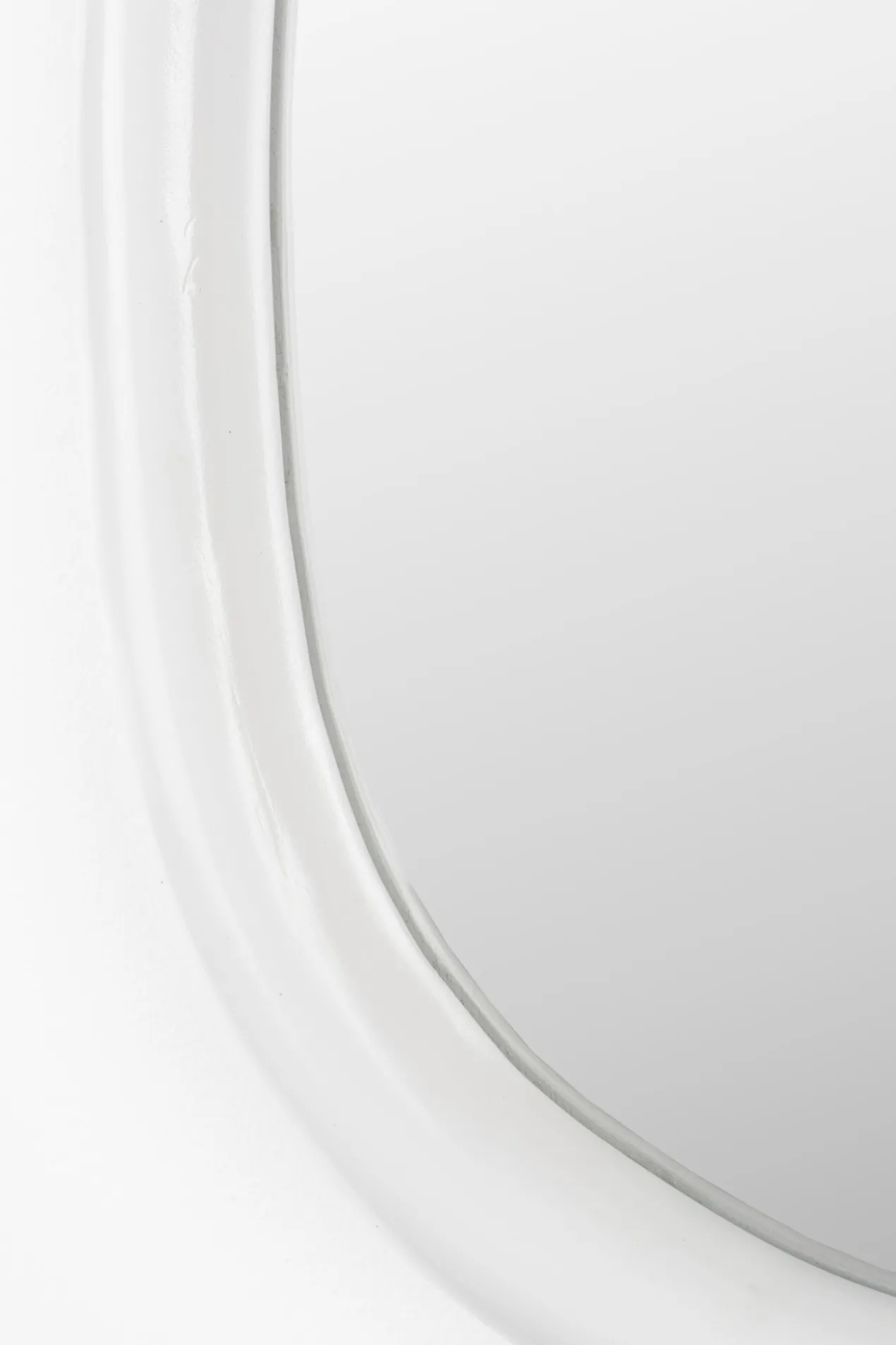 Mirror looks s off-white