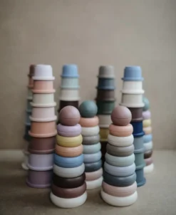 Mushie stapeltoren met ringen Rustic