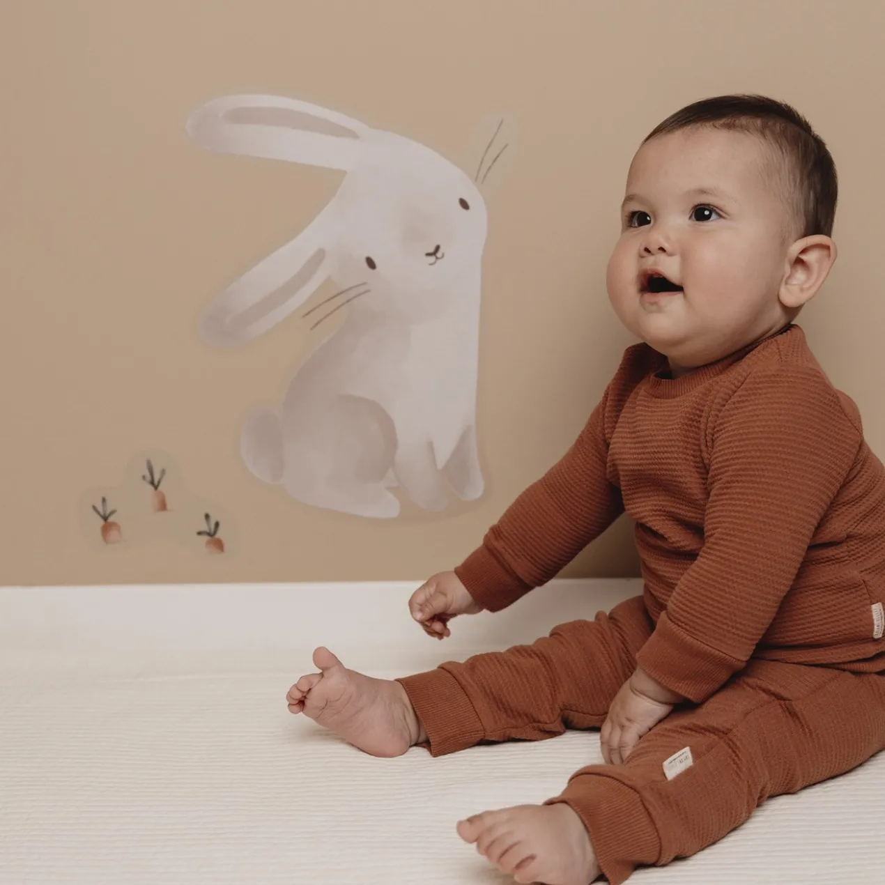 Muurstickers Baby Bunny A4