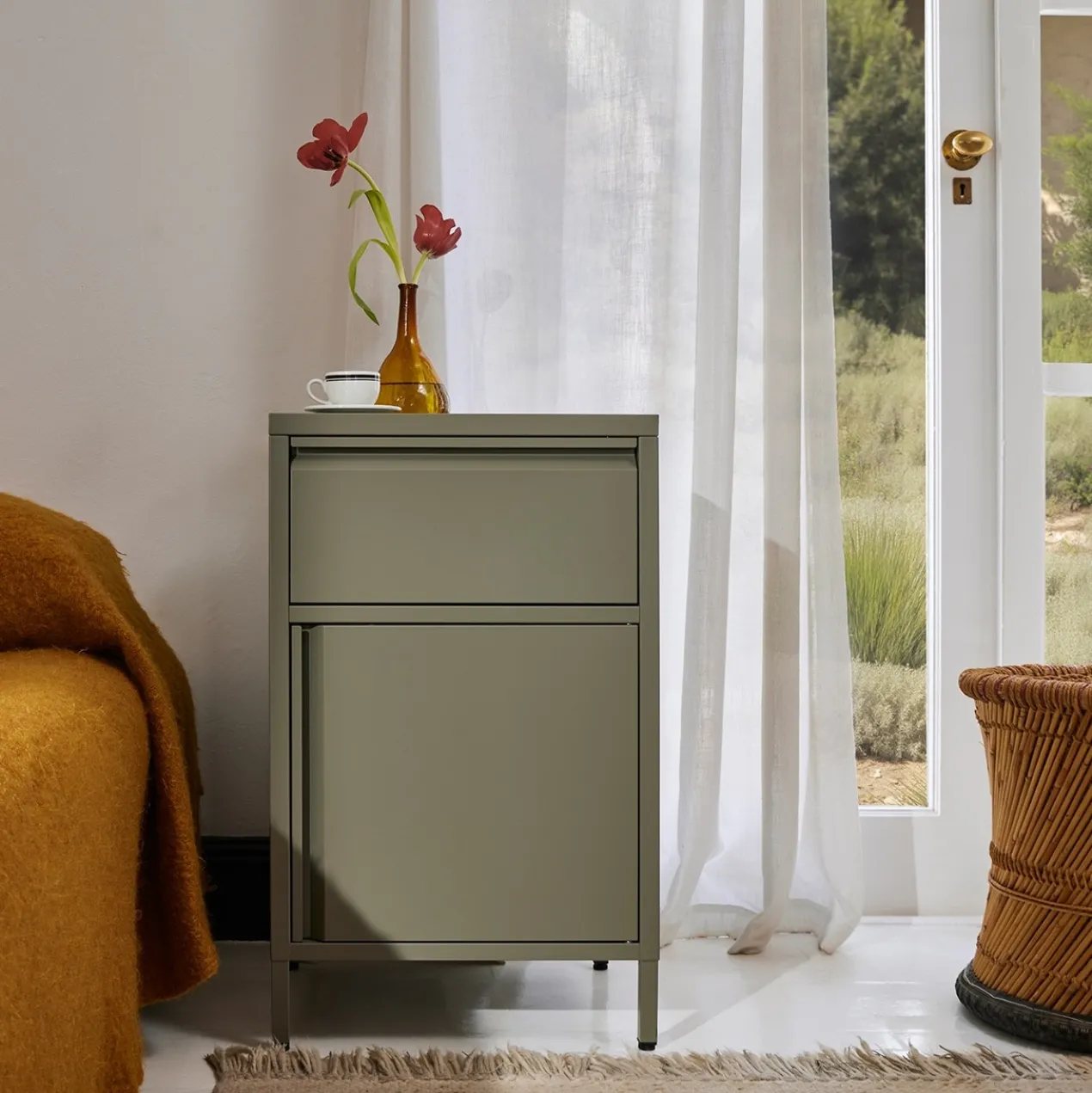 Nachtkastje Bon Bon Buddy moss grey