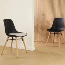 Nena-Pip eetkamerstoel zwart - houten onderstel
