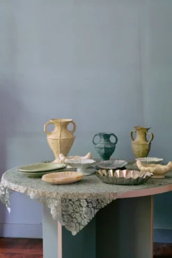 New classics serveerschaal resin ivory