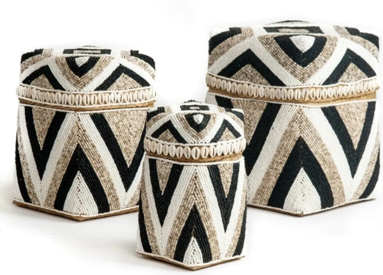 Offermanden hoog kraaltjes / schelpen - set van 3 zwart creme wit Set Hoge Offermanden Kraaltjes / Schelpen zwart/crème/wit