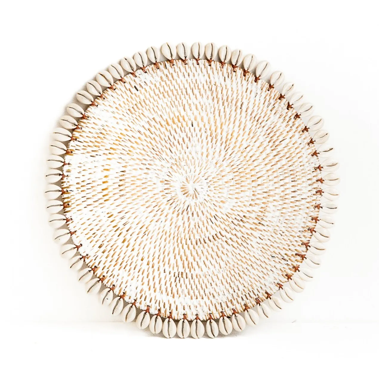Onderzetter Rotan schelpjes wit
