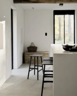 Osso hoge kruk 65 - zwart eiken