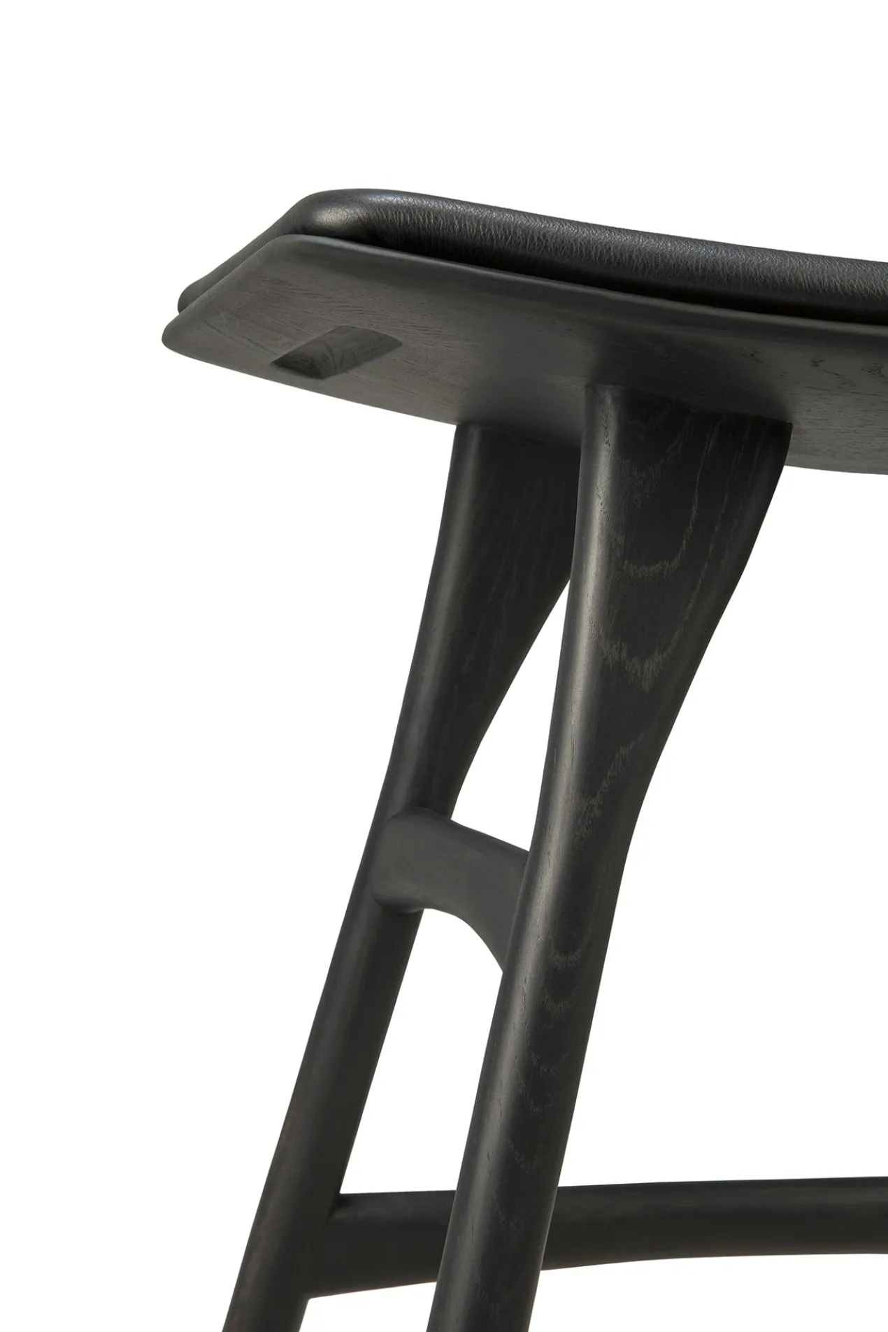 Osso kruk 45 - zwart eiken - zwart leer