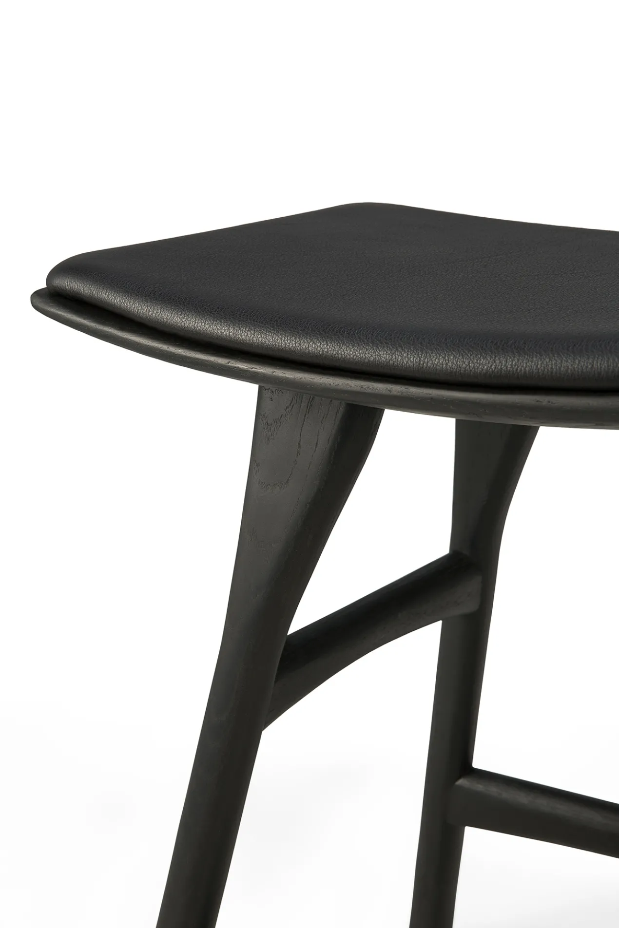 Osso kruk 45 - zwart eiken - zwart leer