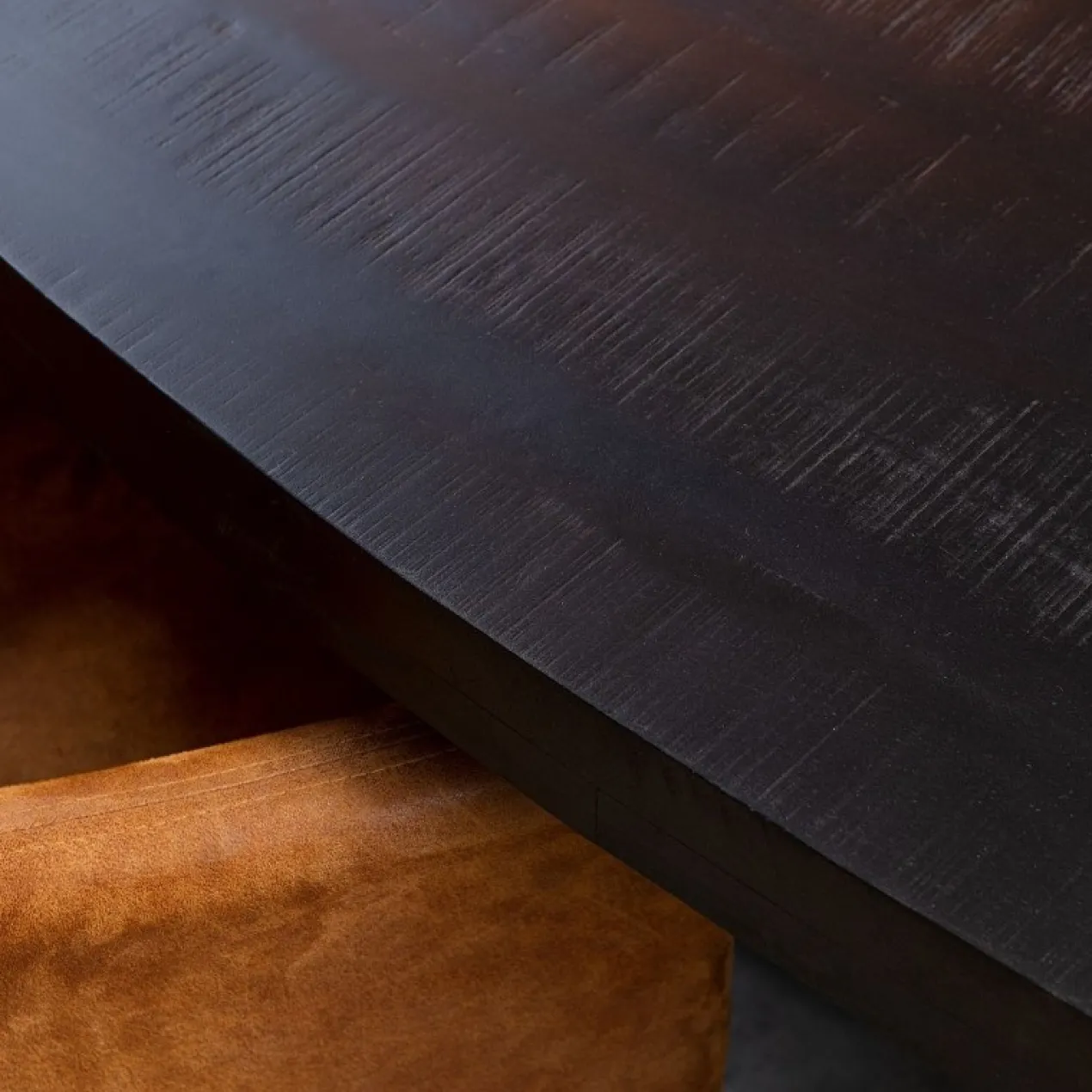 Ovale Tafel Maas Zwart Maat 240