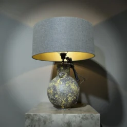 Papier-mache lampvoet uniek