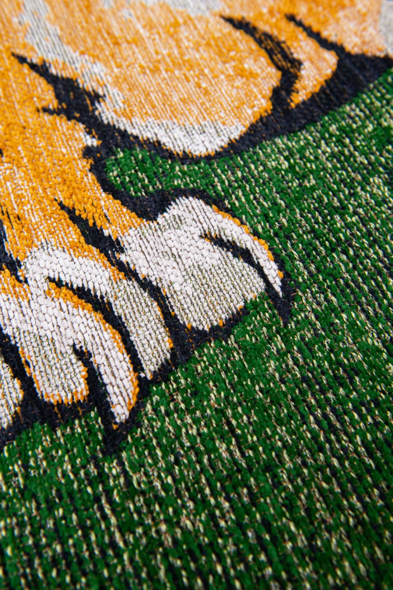 POP 109388 GREEN ON FIRE