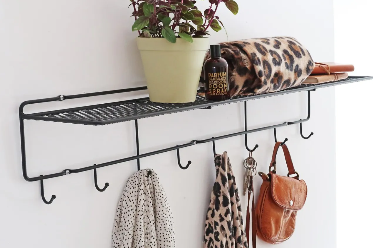 Puhlmann Coatrack Frame-100