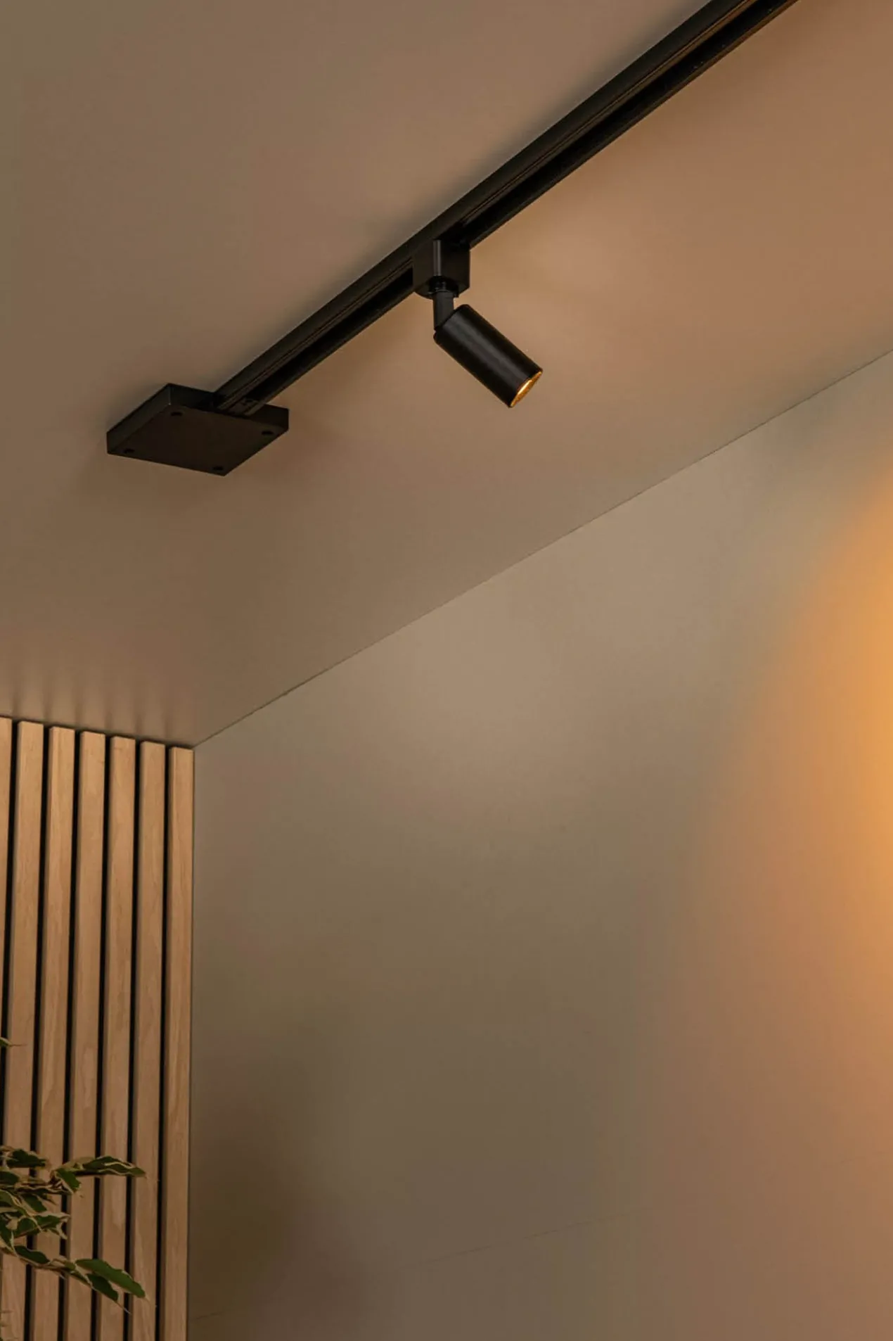 Railspot Track Ritmo 1-fase railsysteem zwart