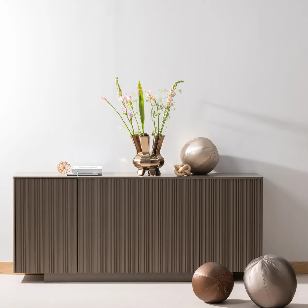 Rodeo bal kussen groot metallic koperbruin