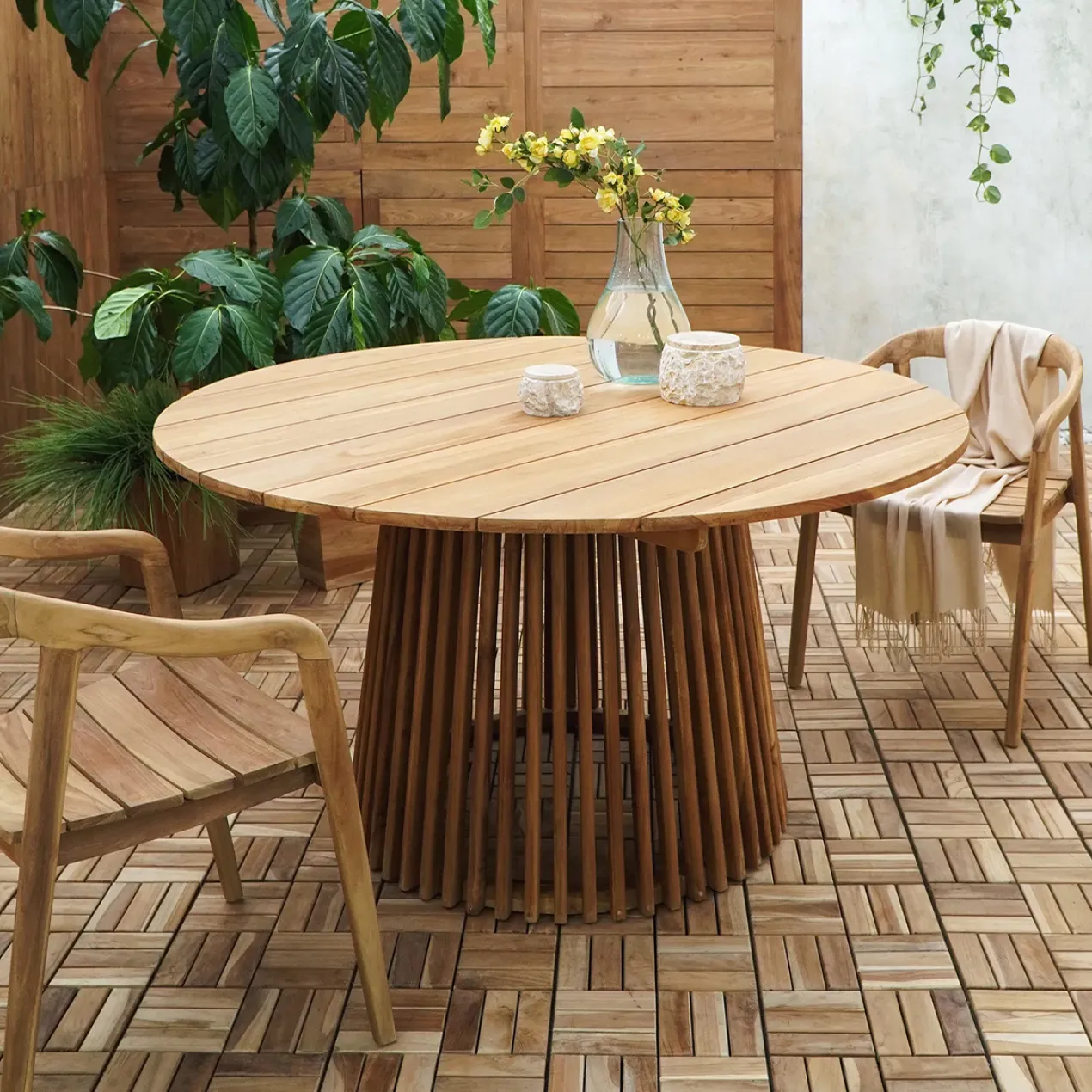 Ronde tuintafel Lidewij Naturel