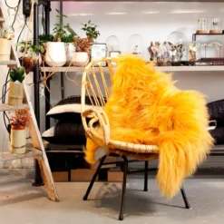 Schapenvacht icelandic yellow longhair 100×65 cm