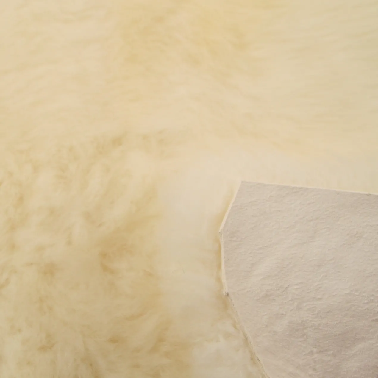 Schapenvacht natural white 120×75 cm