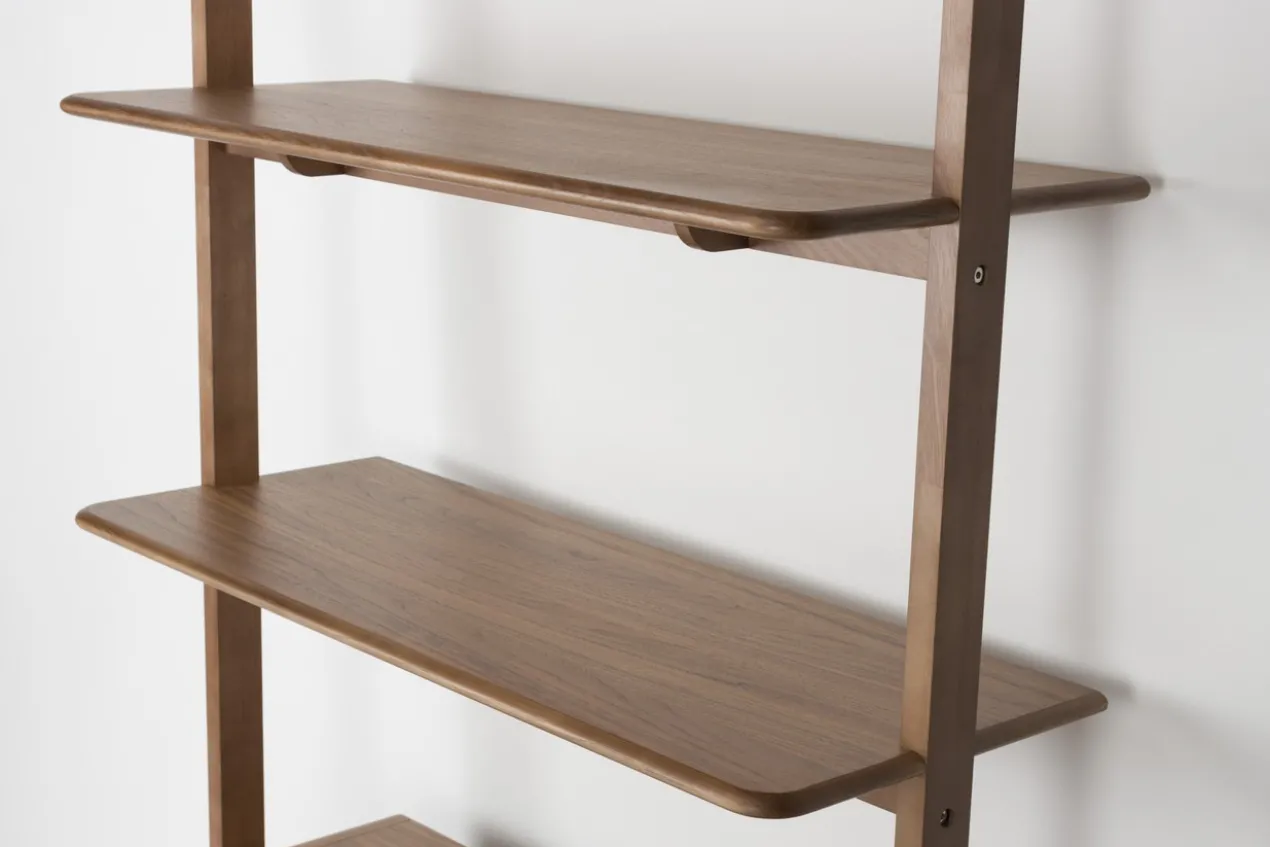 Shelf rise walnut