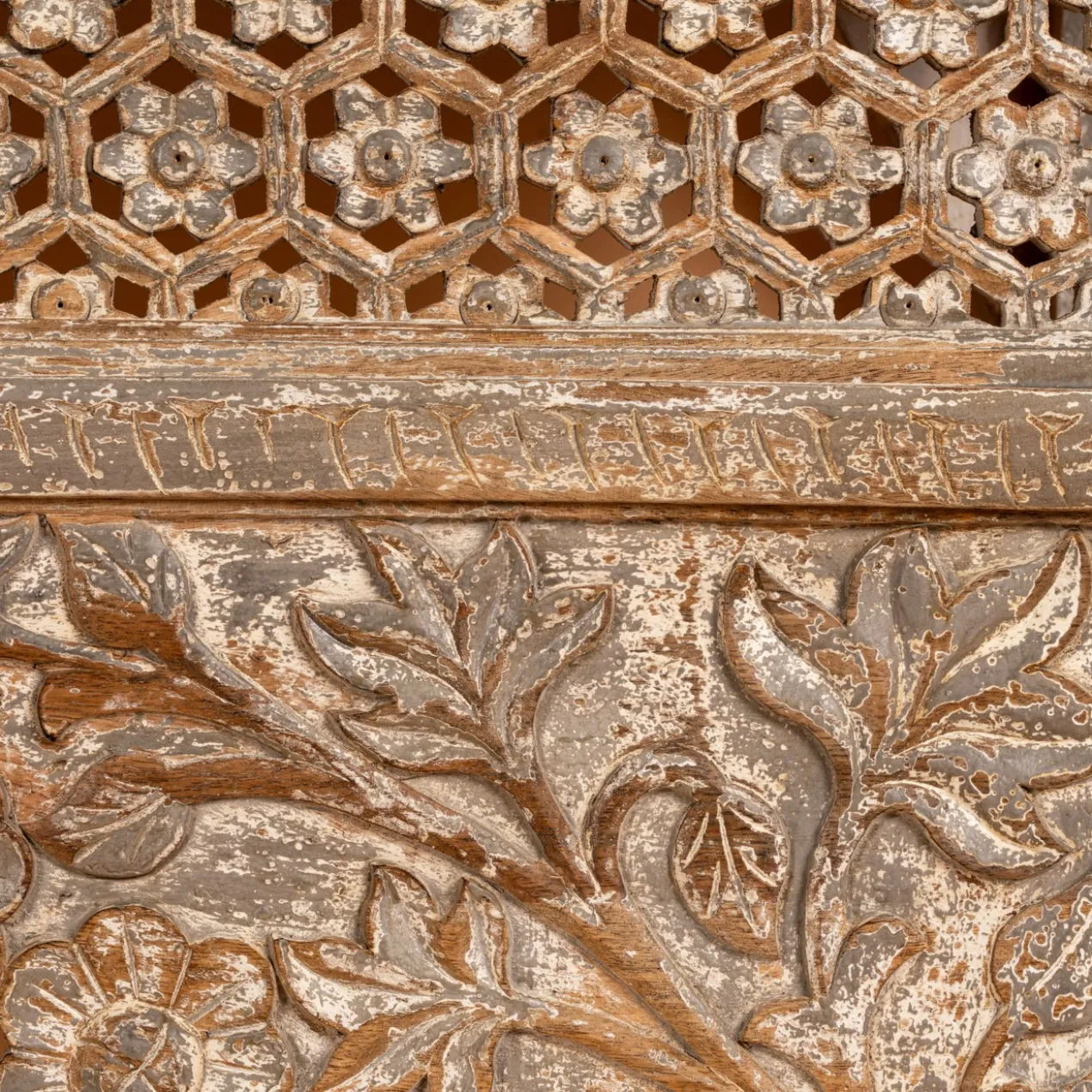 Sidetable Akuti #1