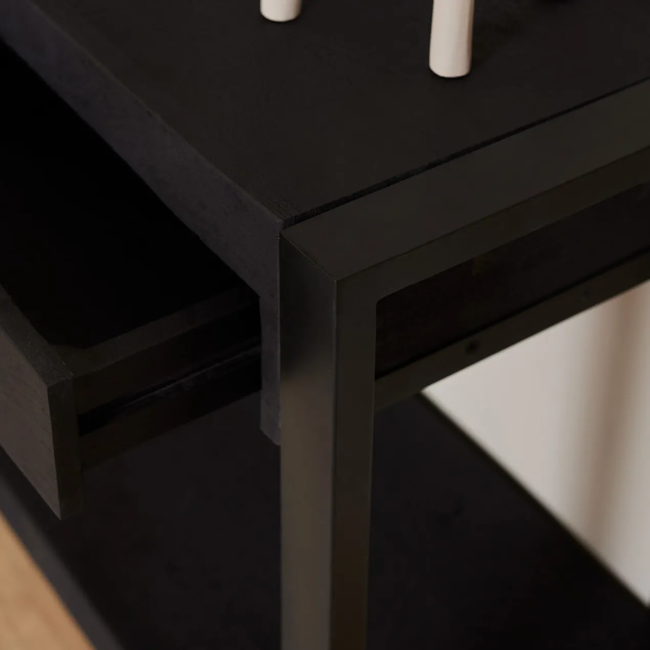 Sidetable Eems zwart 120