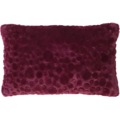 Sierkussen bont suede dot bordeaux 57x37 cm