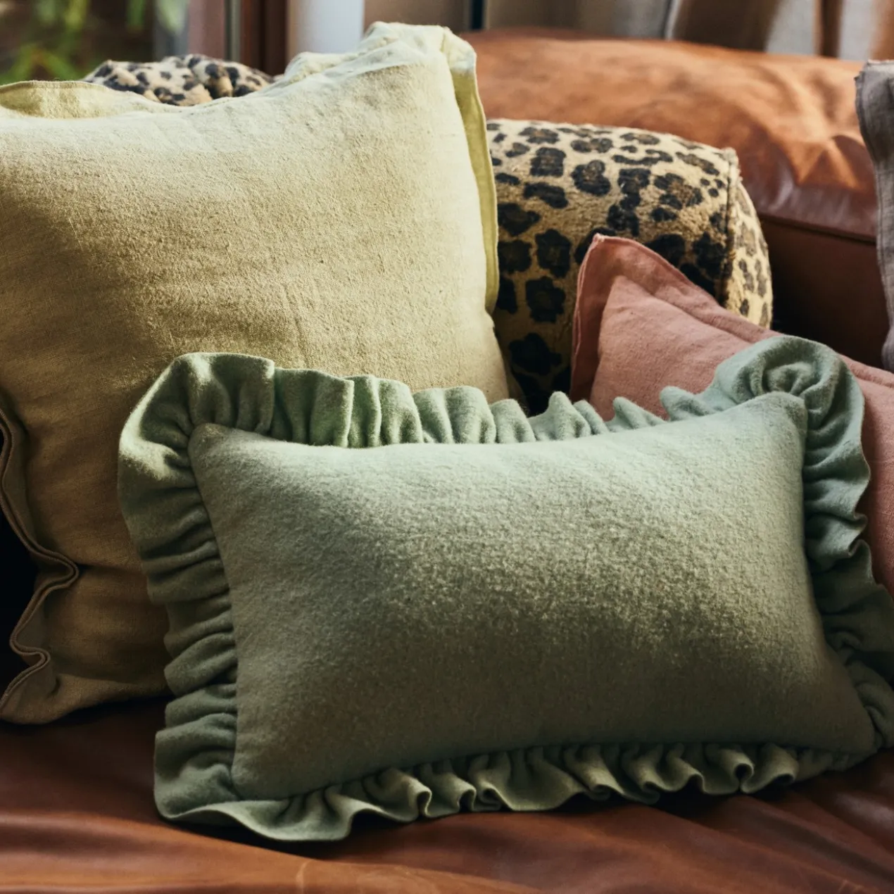 Sierkussen felt mint