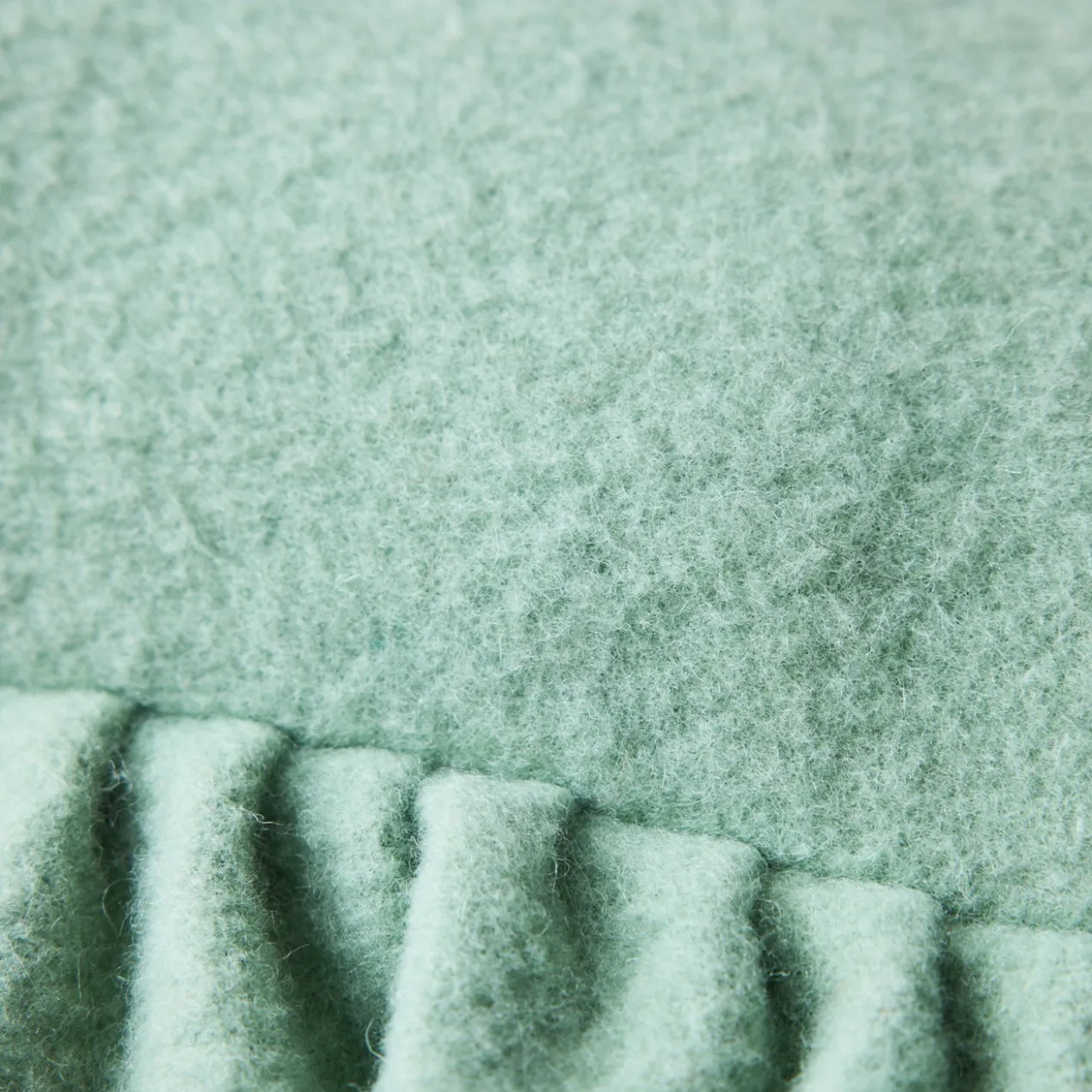 Sierkussen felt mint