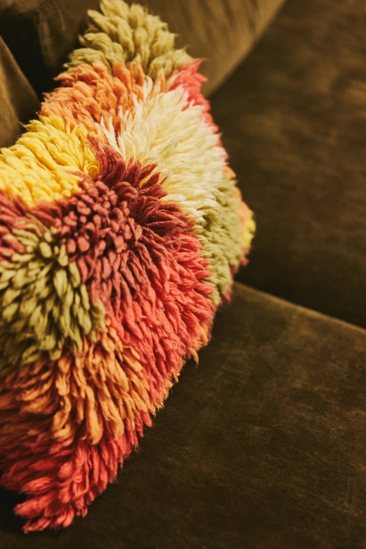 Sierkussen Fluffy rag 60x40 cm