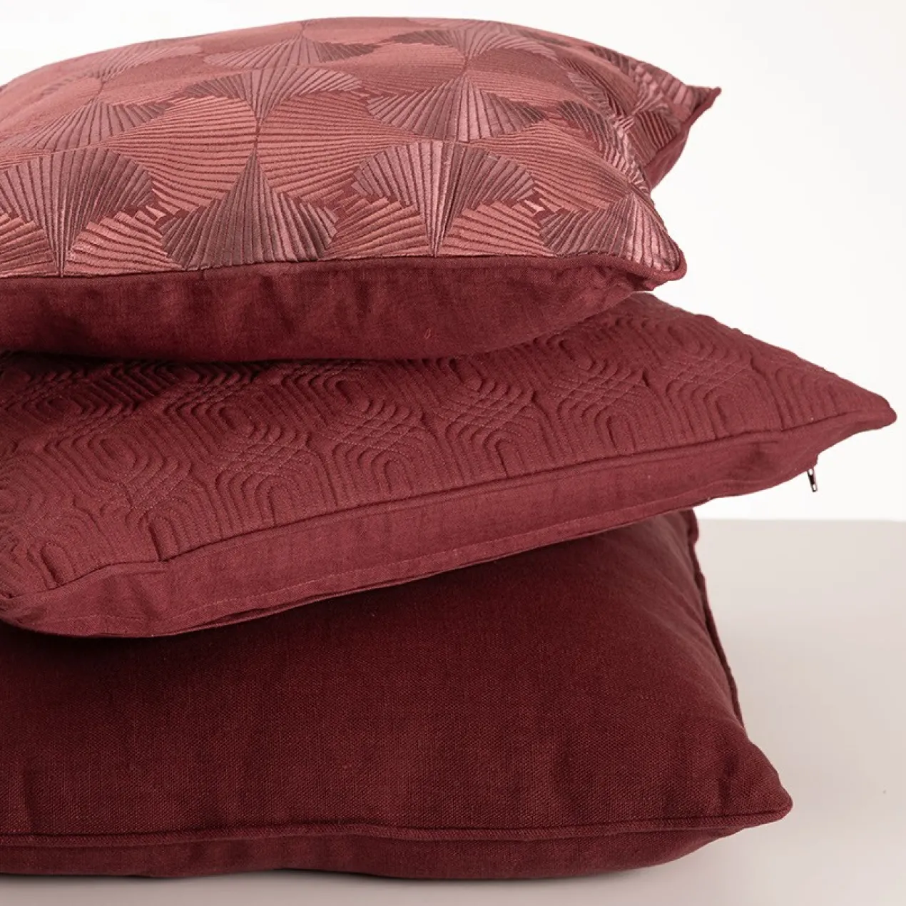 Sierkussen Geo Deco linnen aubergine 35x55 cm