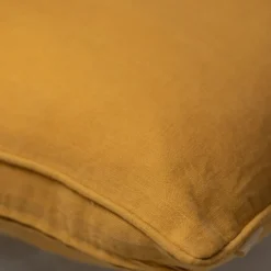 Sierkussen linnen washed ochre