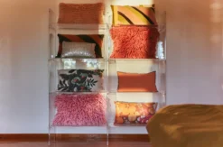 Sierkussen Rugged woolen cherry red 50x50 cm