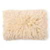 Sierkussen Shaggy butter yellow