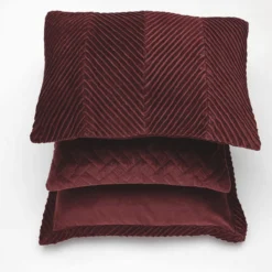 Sierkussen velours tucked allover aubergine