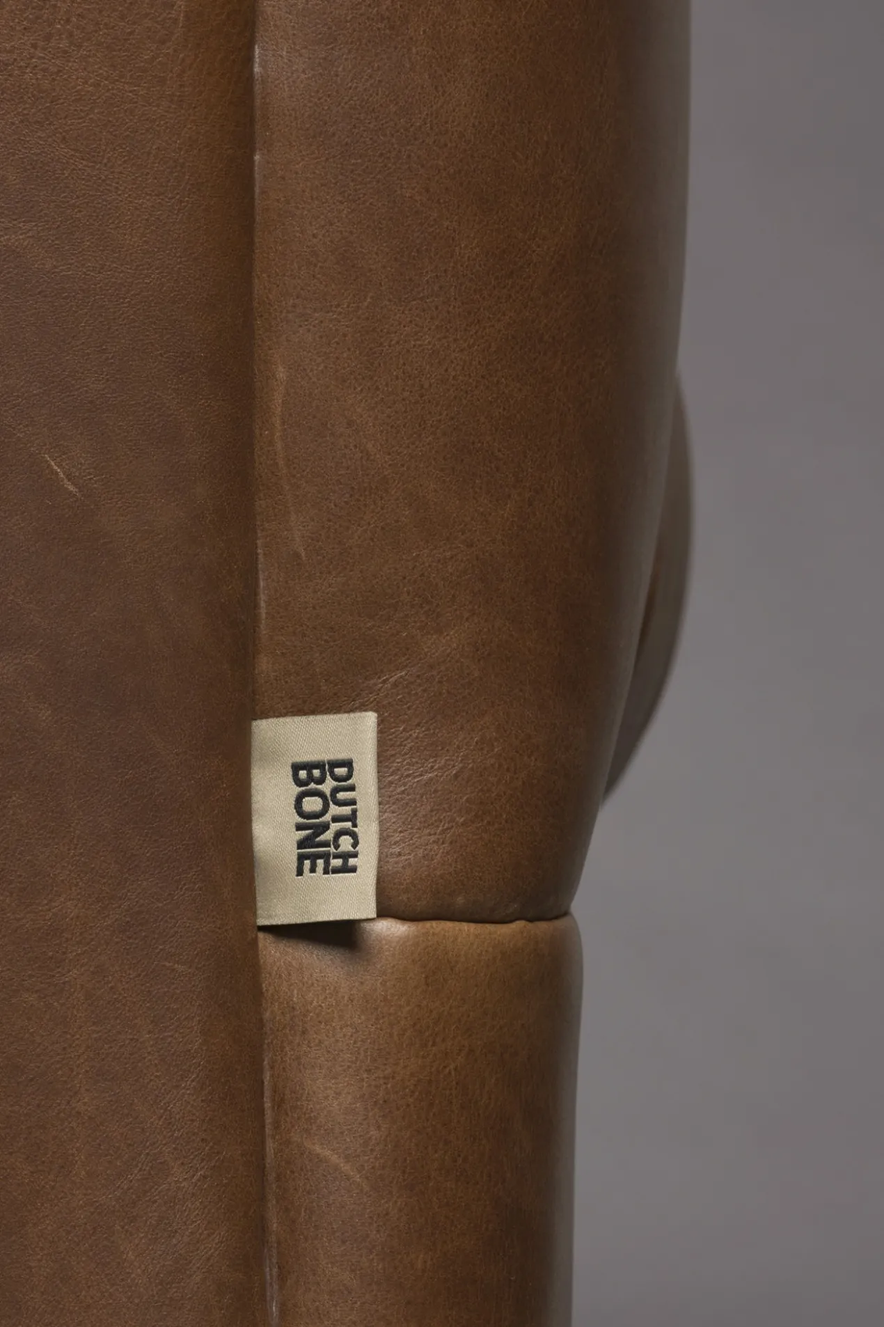 Sofa Douglas Wax Leather Cognac