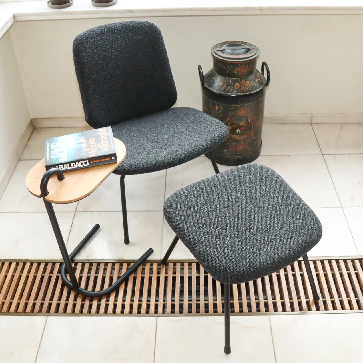Stand by Me bijzettafel Oak Black (49cm hoog) - RAL9005 Jet Black